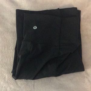Lululemon yoga pants